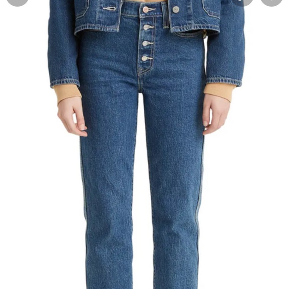 Levis Wedgie Straight Jeans, Size 29